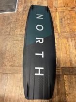 Twin-Tip North Atmos 138x41 état neuf